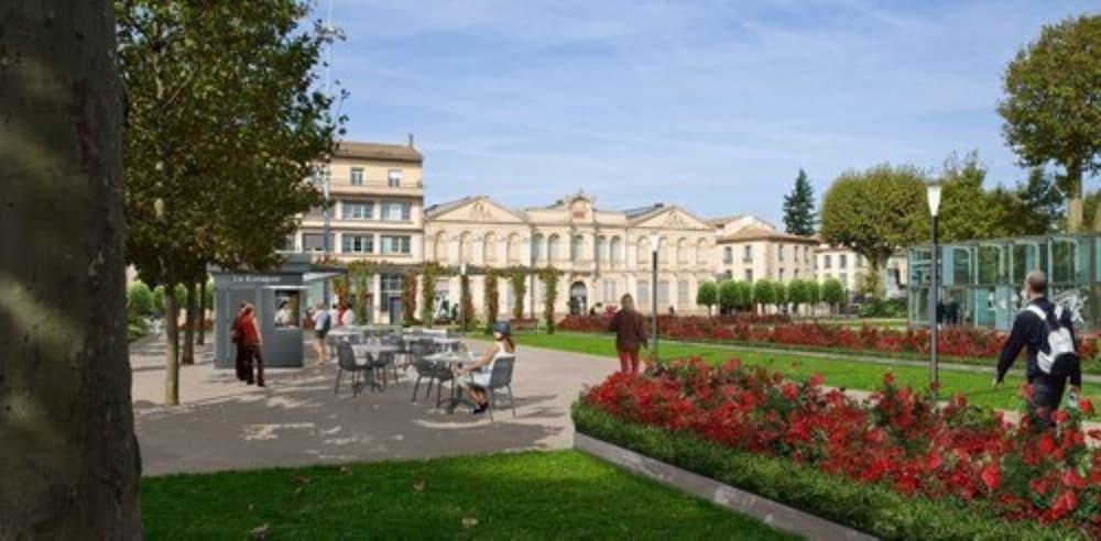 Ibis Carcassonne Centre - La Cite Hotel Exterior photo